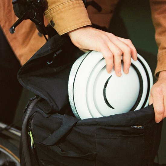 Closca Loop Opvouwbare fietshelm wit - EN1078 - Reflecterende achterzijde